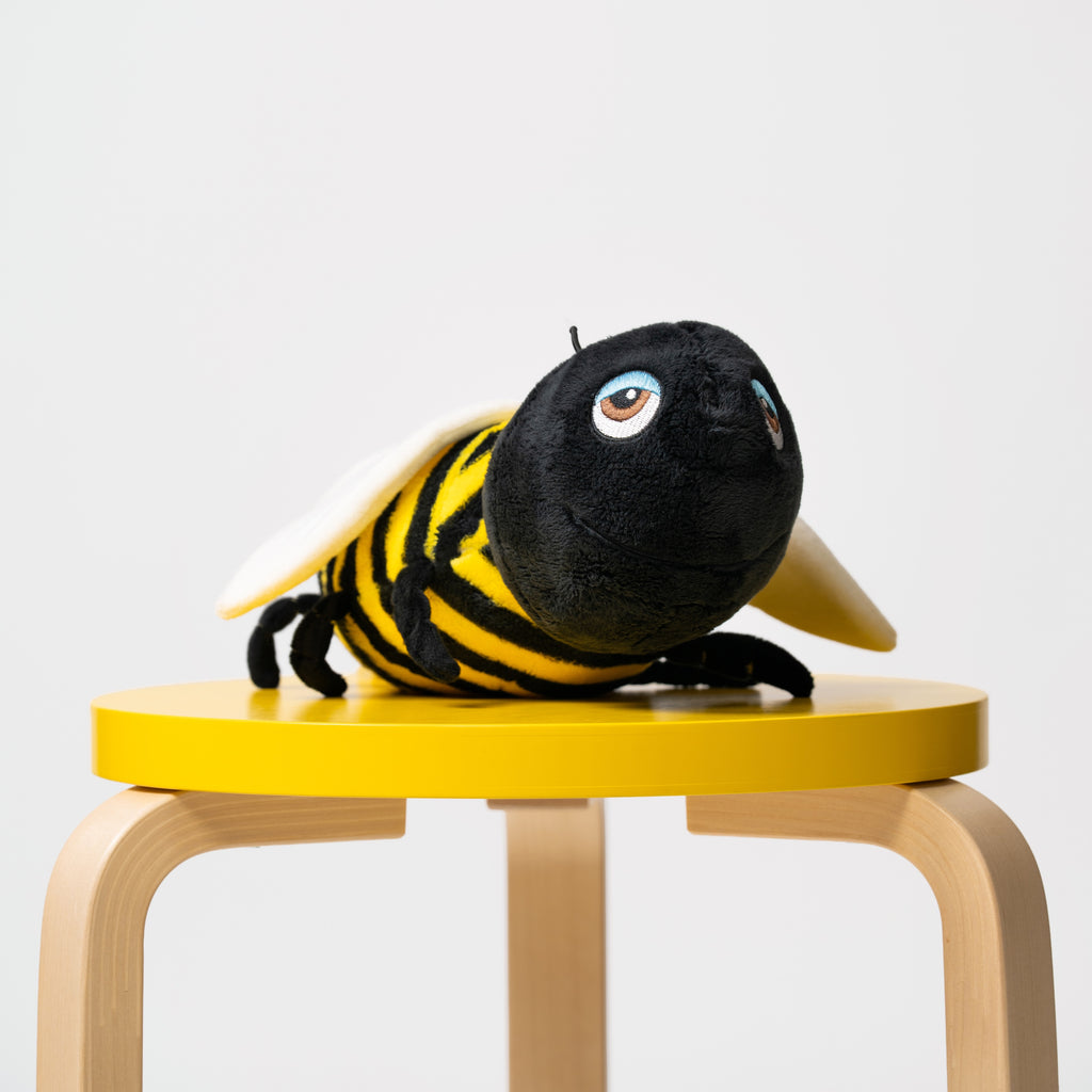 Iso pehmolelu – Dojo Kimalainen